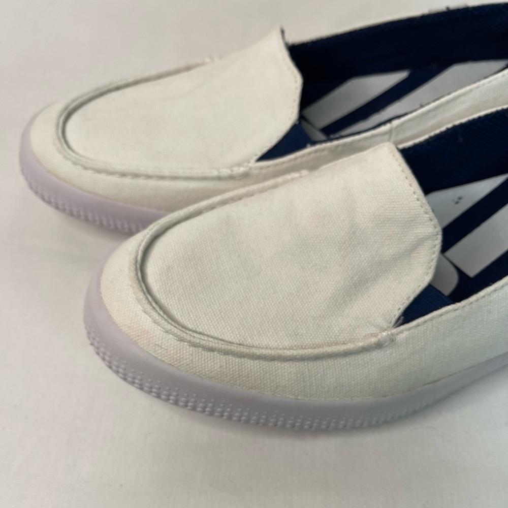 Fitflop Slip-on White Canvas Sneakers women’s size 11 - Picture 7 of 16